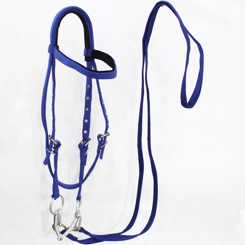 Оголовье для лошади с поводком – обзор и цена Headcollar Rope Set