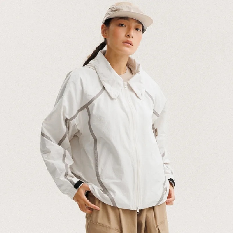 Легкая куртка для мужчин и жен – обзор и цена Outdoor Sport Jacket Women'S